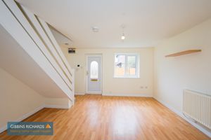 Sitting Room- click for photo gallery